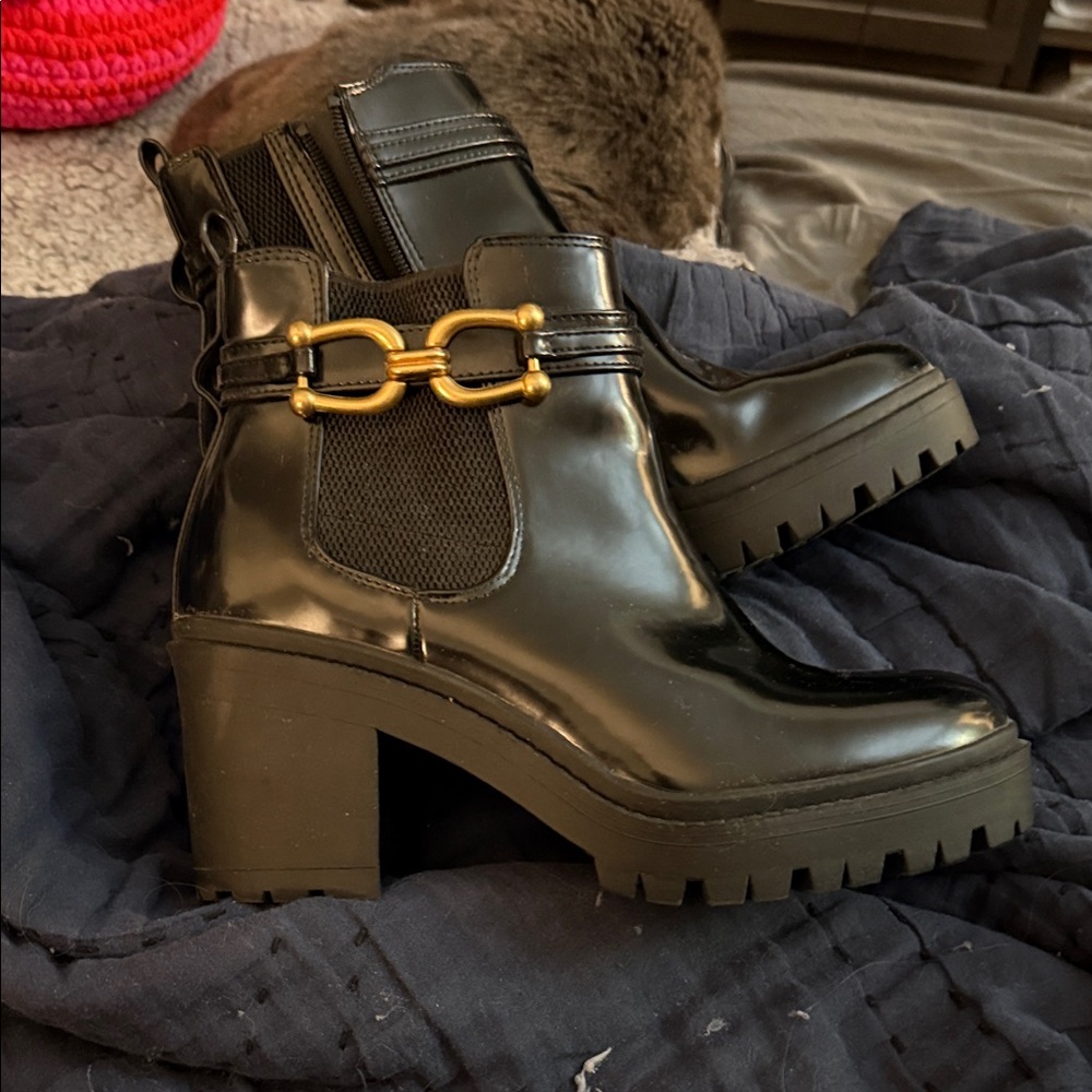 Torrid Hardware Chelsea Bootie (WW)